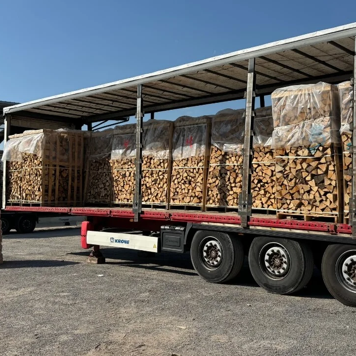 LKW-Ladung Hainbuchenholz (48 RM) – 30/33 cm-Scheite – Premium H1 G1